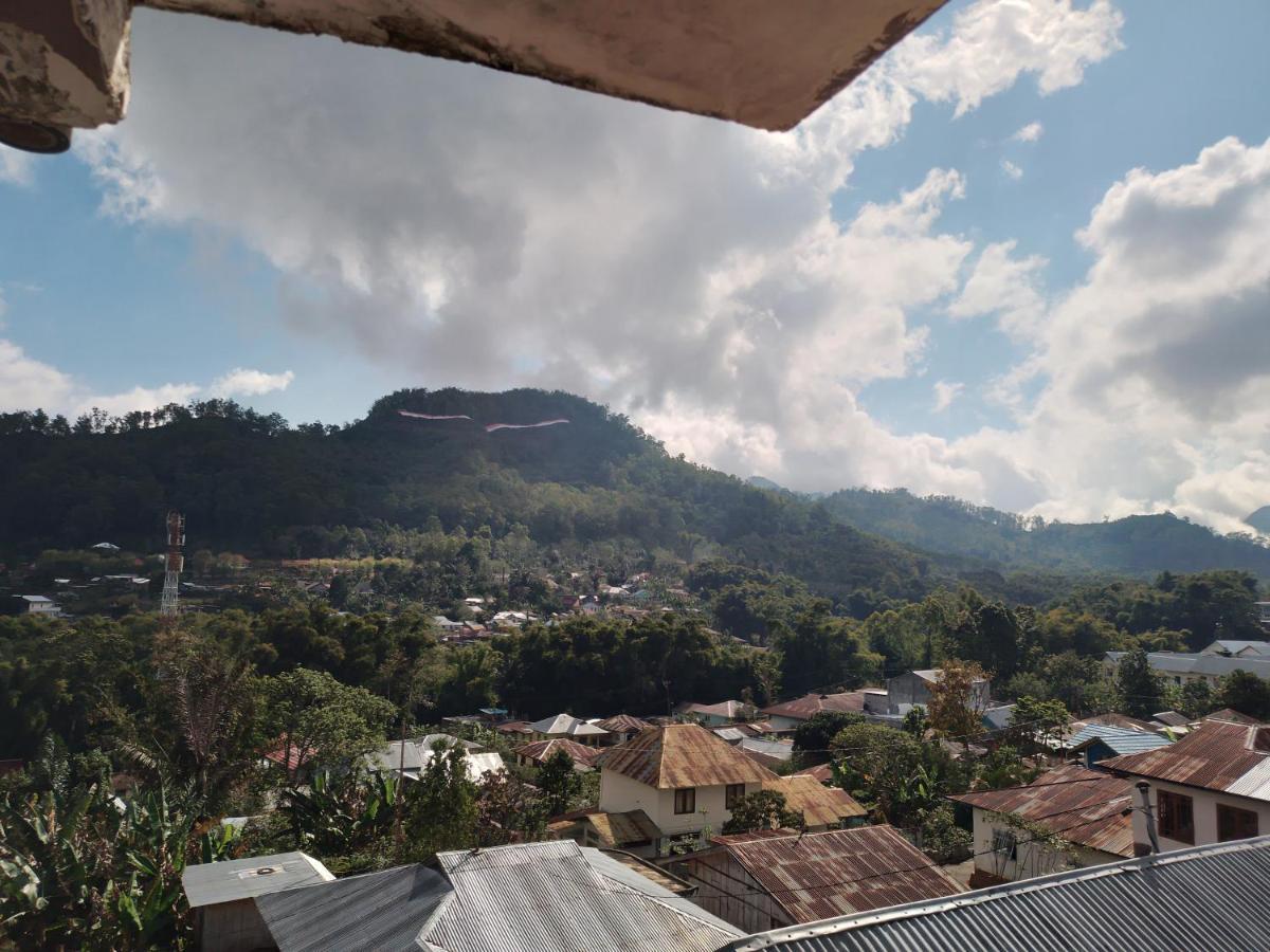 Kristian Homestay Bajawa Exterior photo