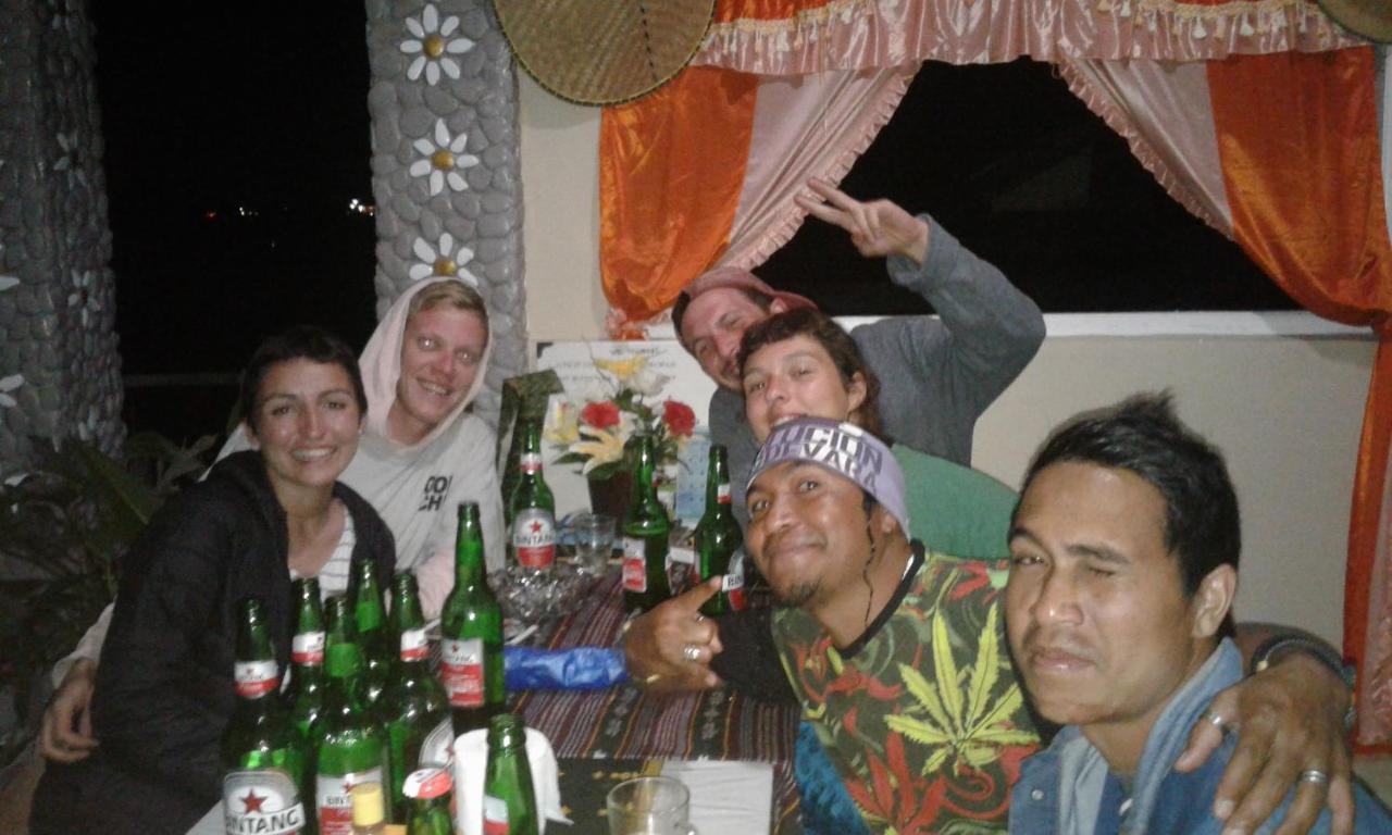 Kristian Homestay Bajawa Exterior photo
